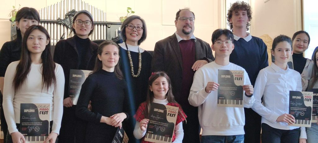 Ученице клавира учествовале на семинару светских пијаниста у оквиру ,,Piano festa” у Суботици