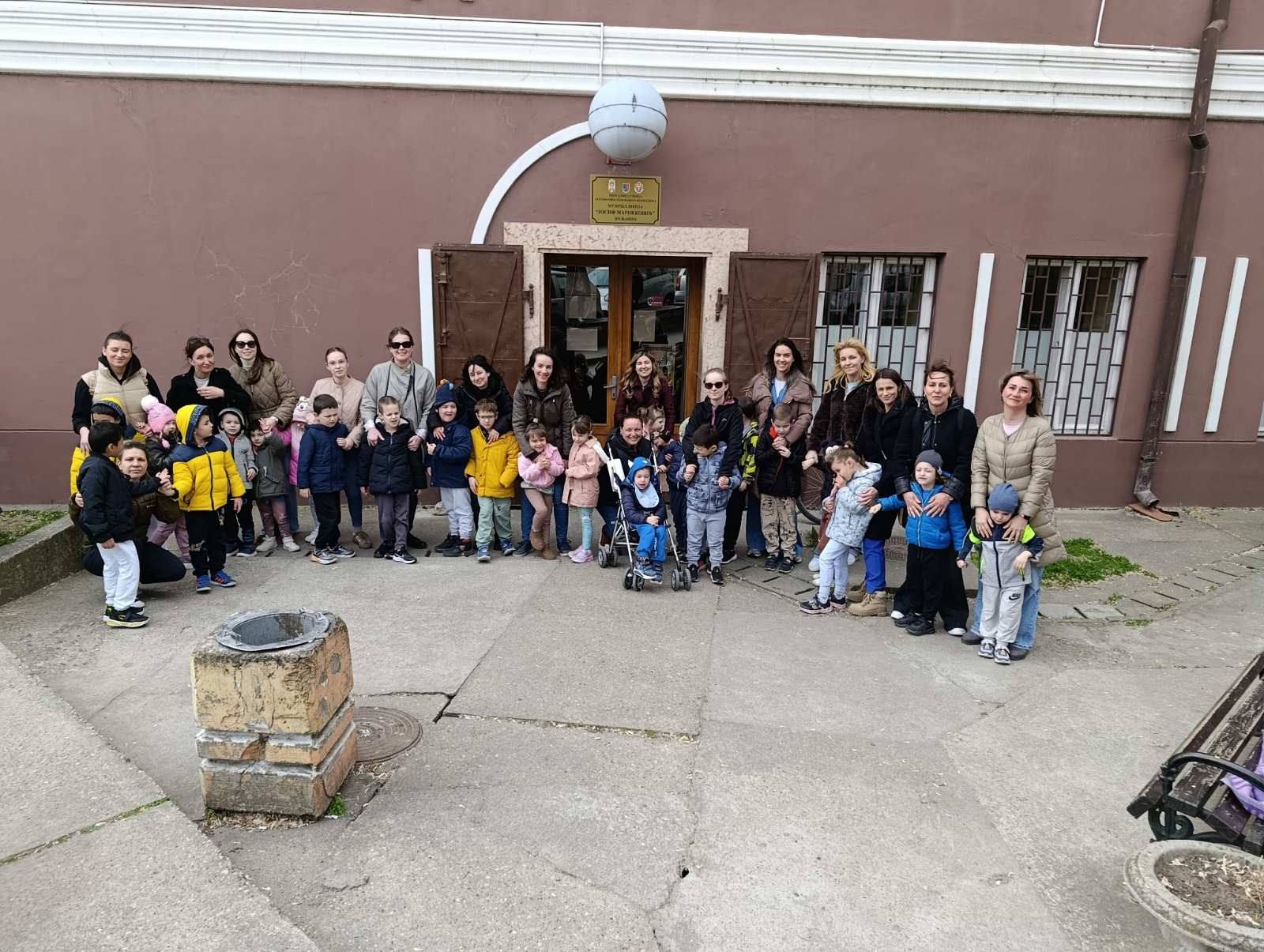 Read more about the article Mини концерт за децу и васпитаче из ОСШ „9. мај“